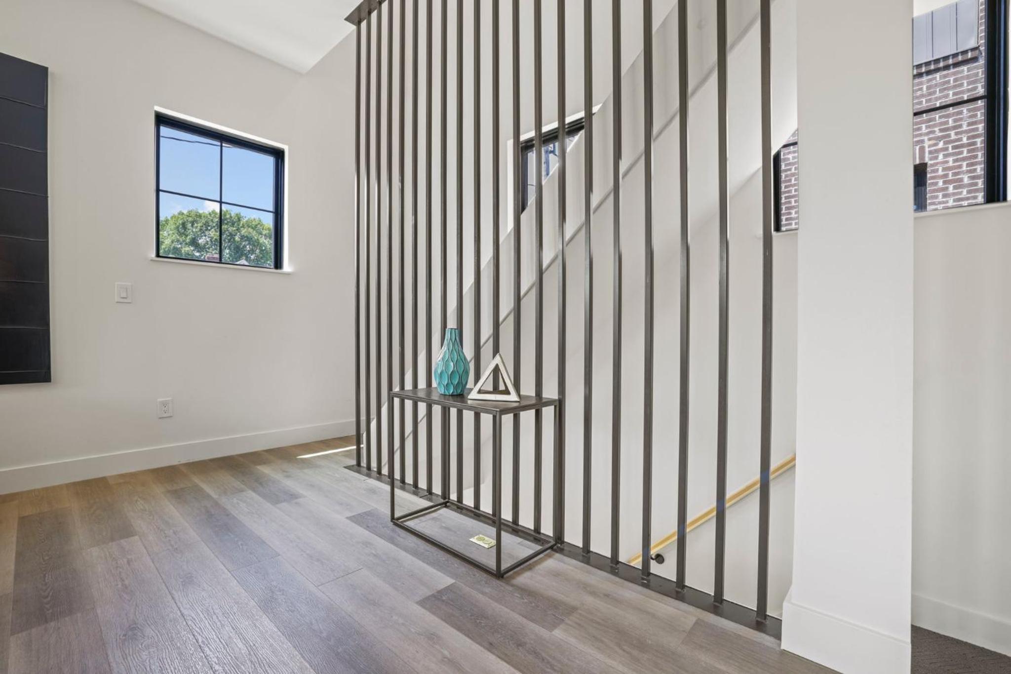 Chic Retreats in Columbus view 3