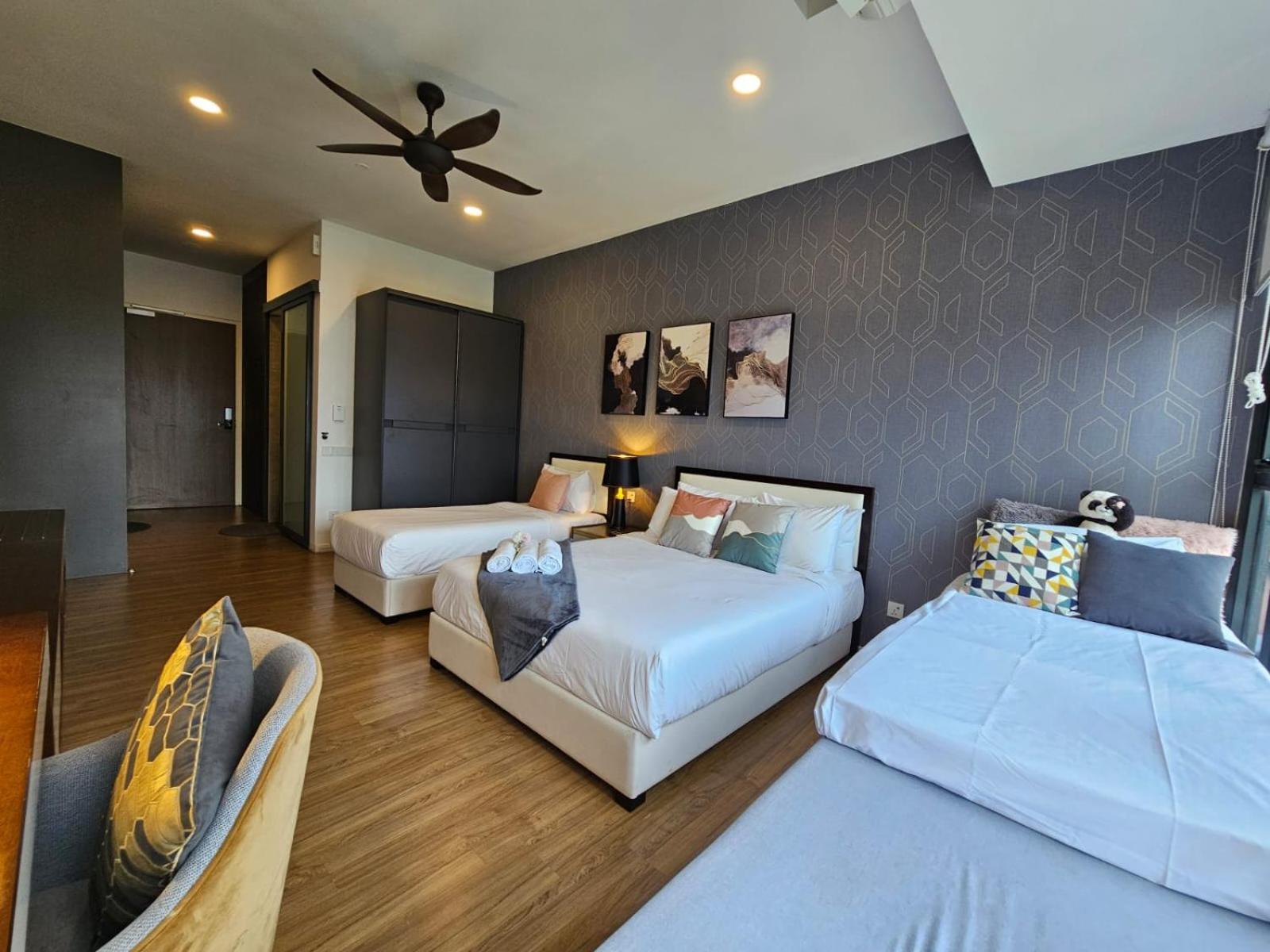 Luxurious Ceylonz Suite near Bukit Bintang 4pax photo 1