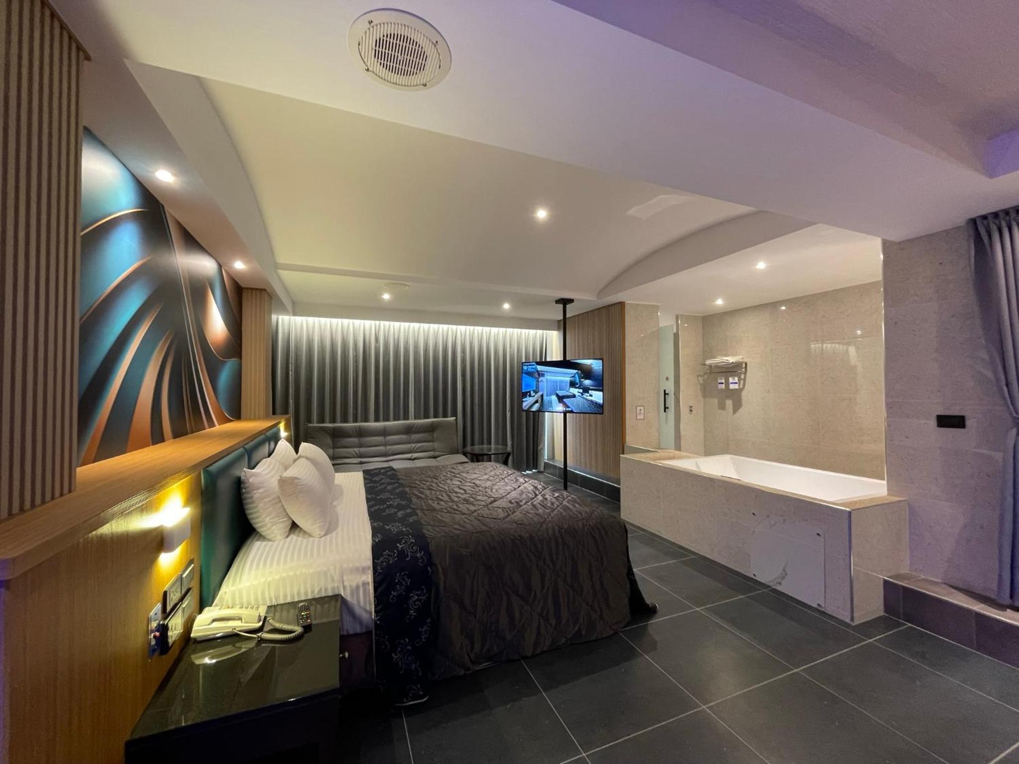 hotel room