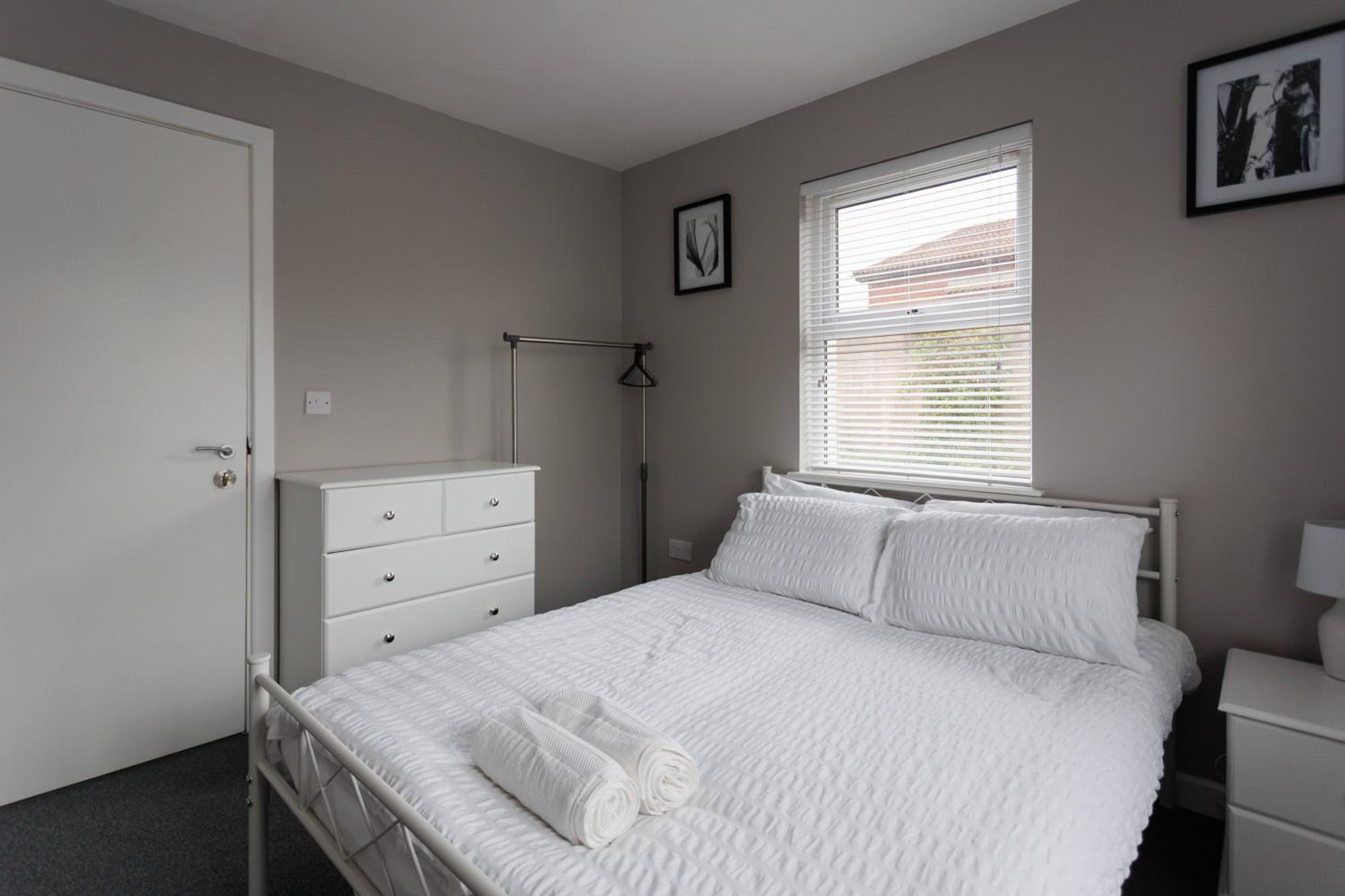 2 Bedroom Ground Floor Apartment