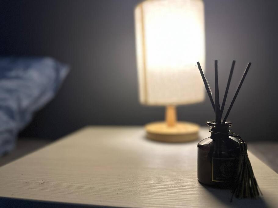 Vertex Studio Wi-Fi & Netflix photo 8