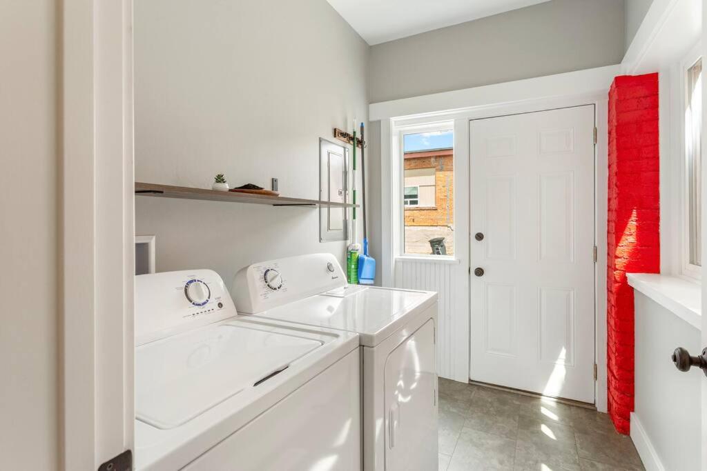 Modern condo in the heart of uptown Butte - Unit B