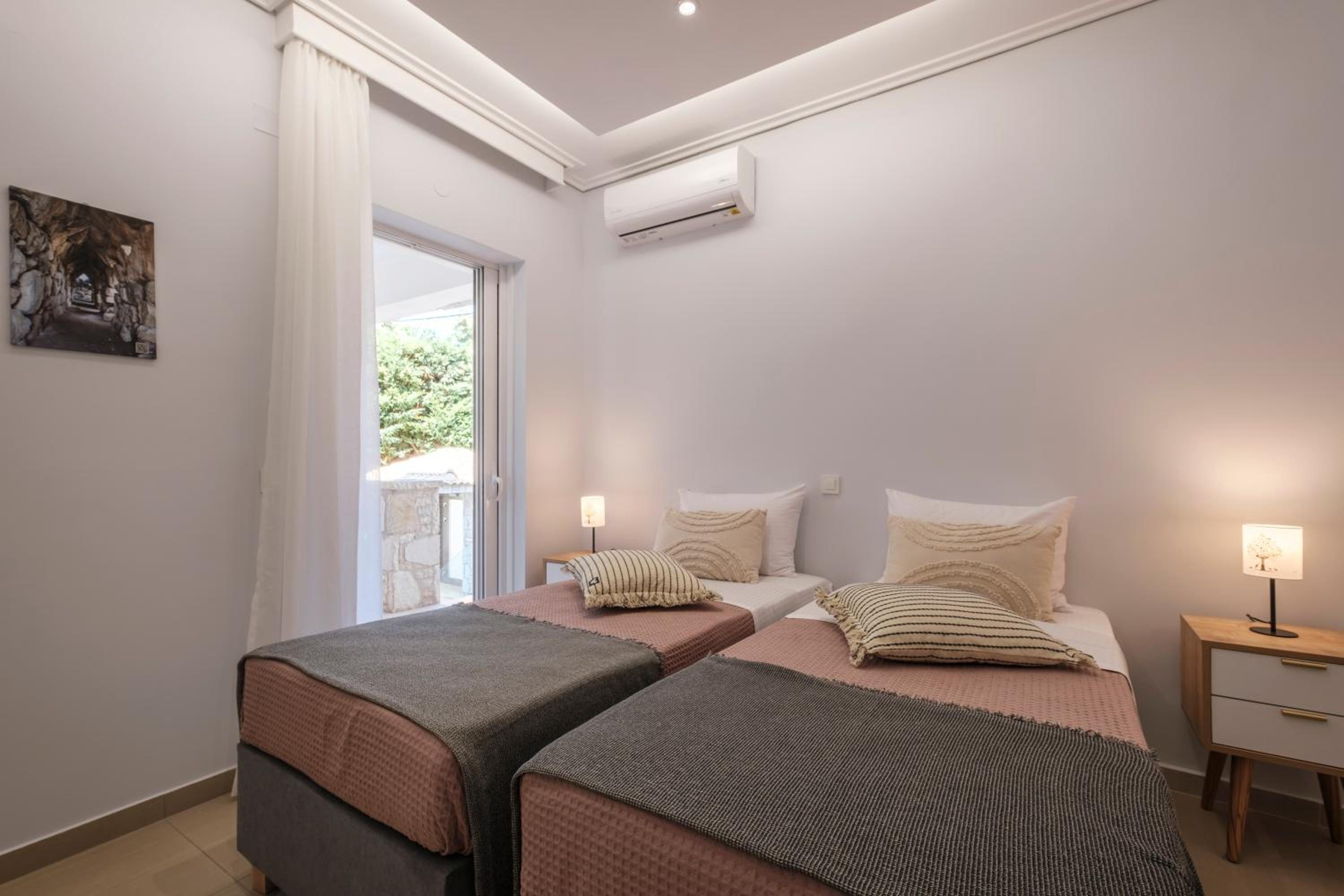 Shemesh Residence