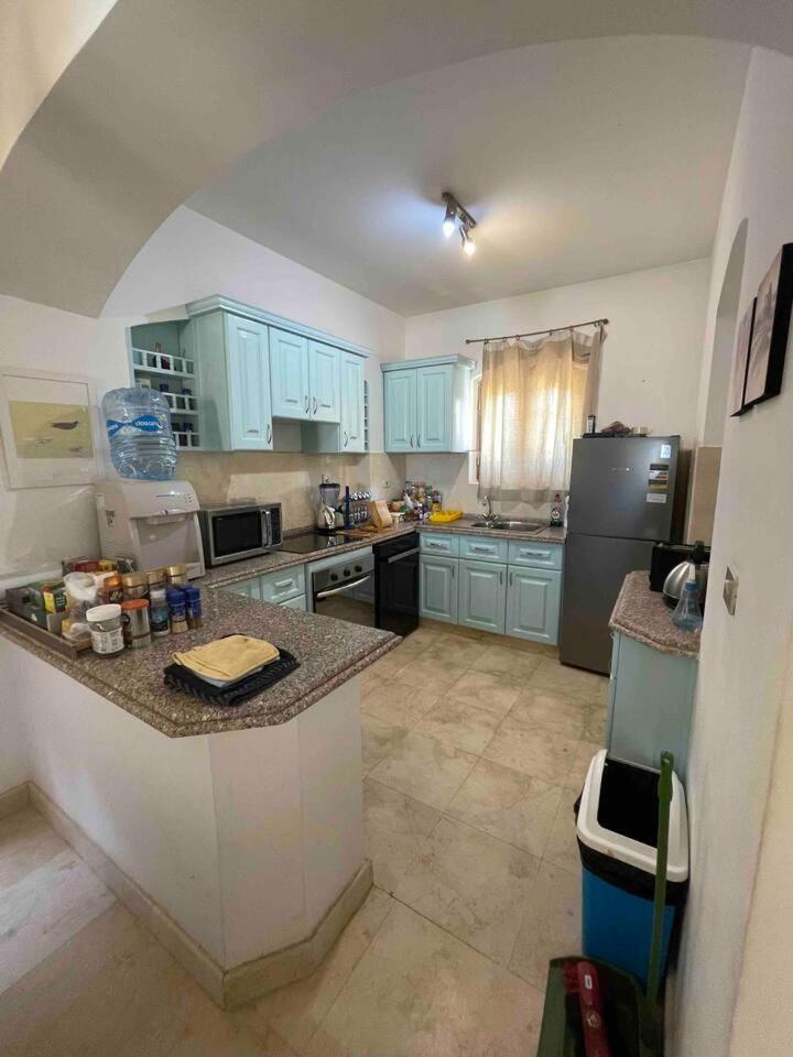 Spacious Villa with private pool-Gouna