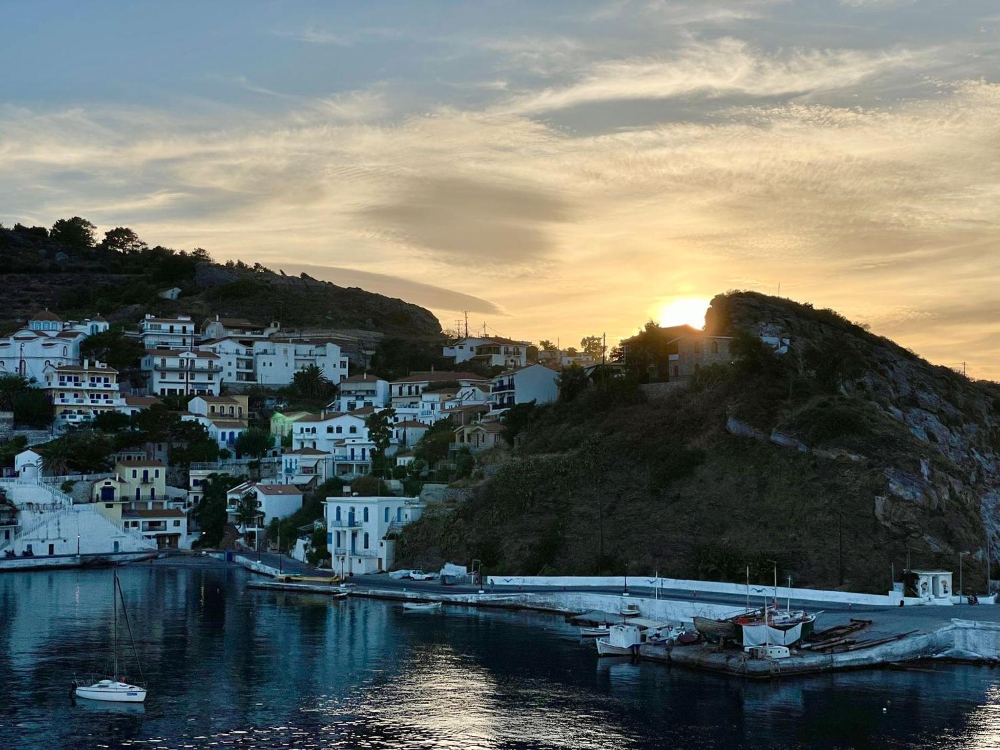 Kofinas villa Evdilos by BRP-PROPERTIES