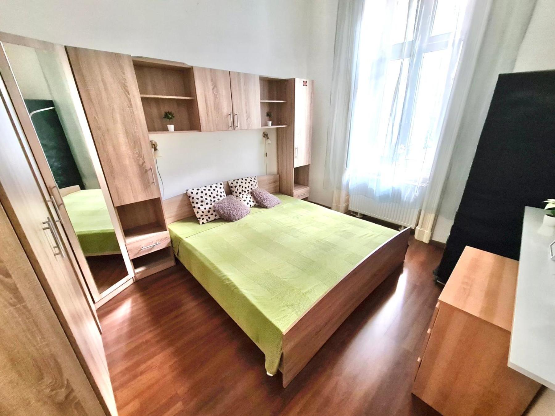 Ricky Apartment