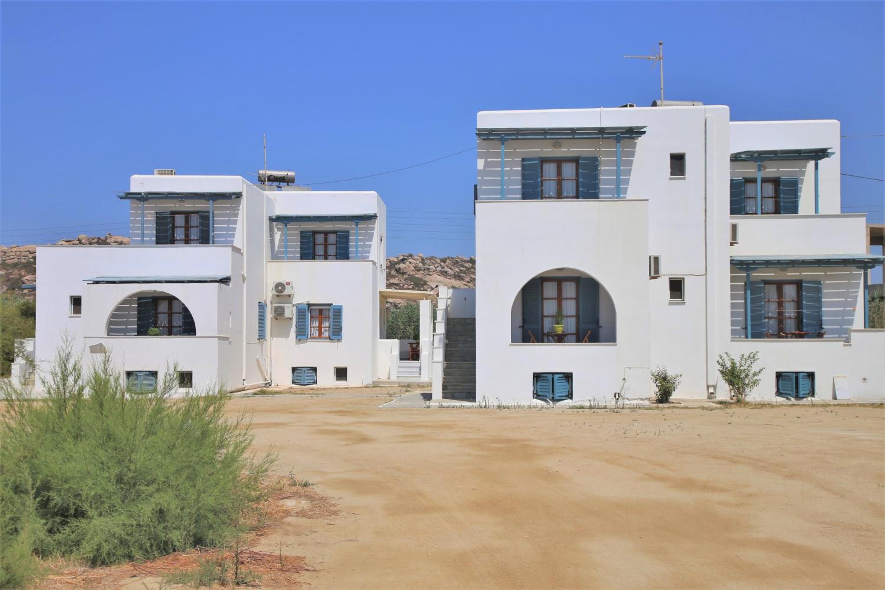 Nostos Plaka Beach photo 4