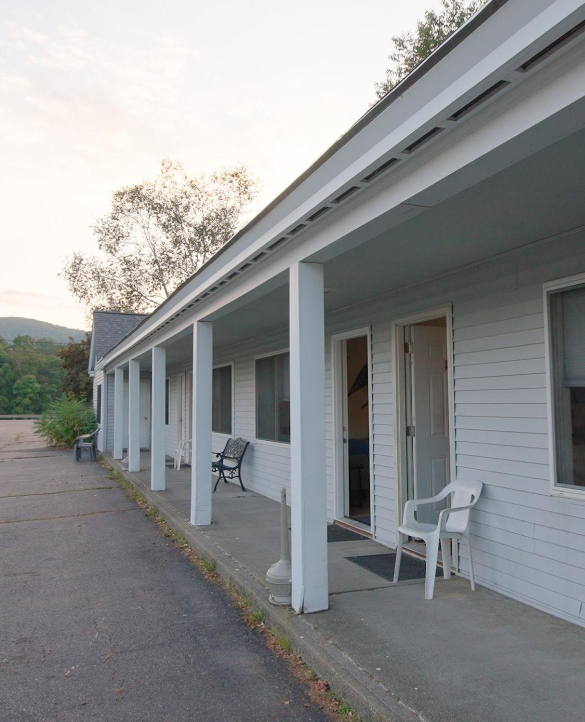 Bingham Motor Inn