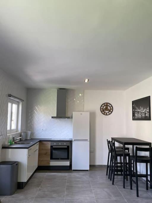 Modern appartement Noord Jan Thiel #1