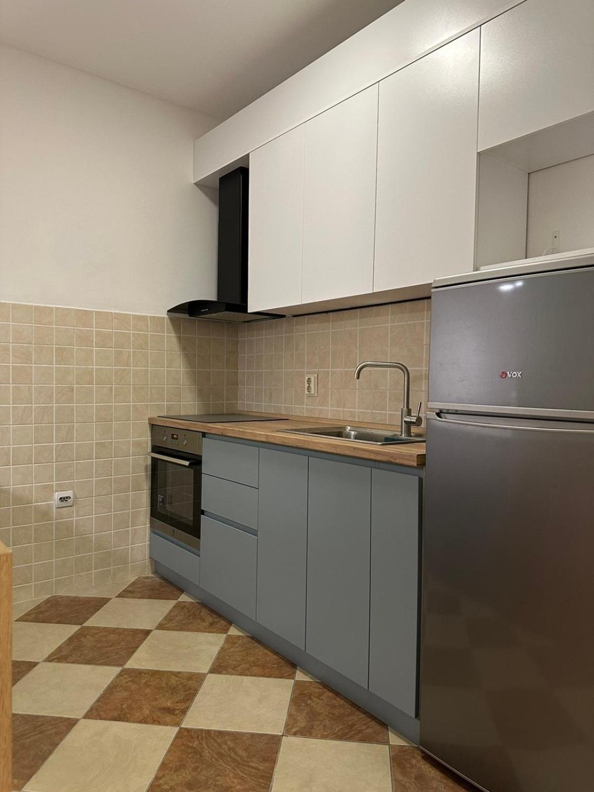 DIM Apartments