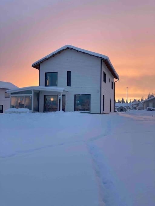 Happy Home Villa