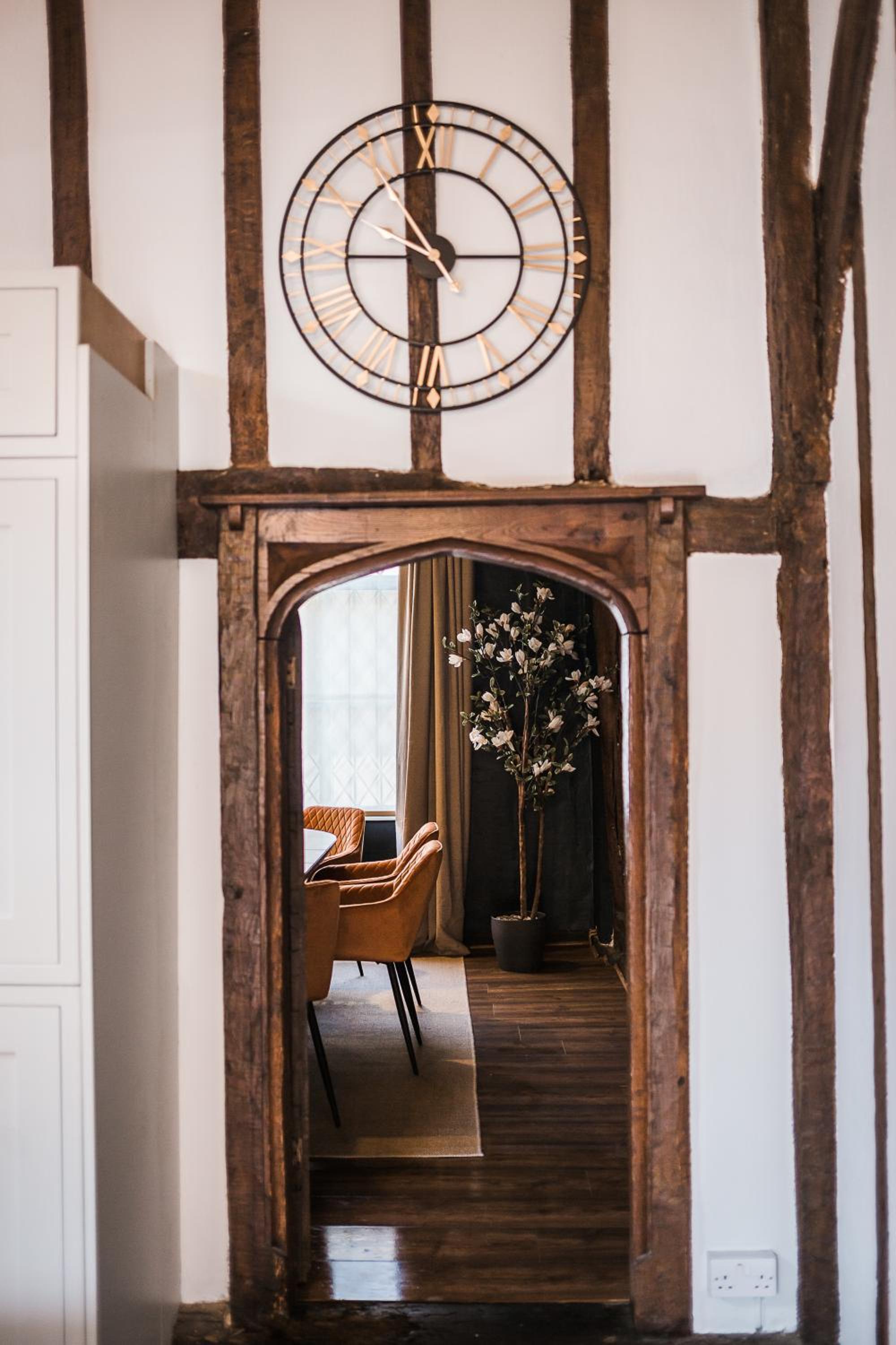 Taylour House - Edenbridge, sleeps 10, historic, unique yet modern