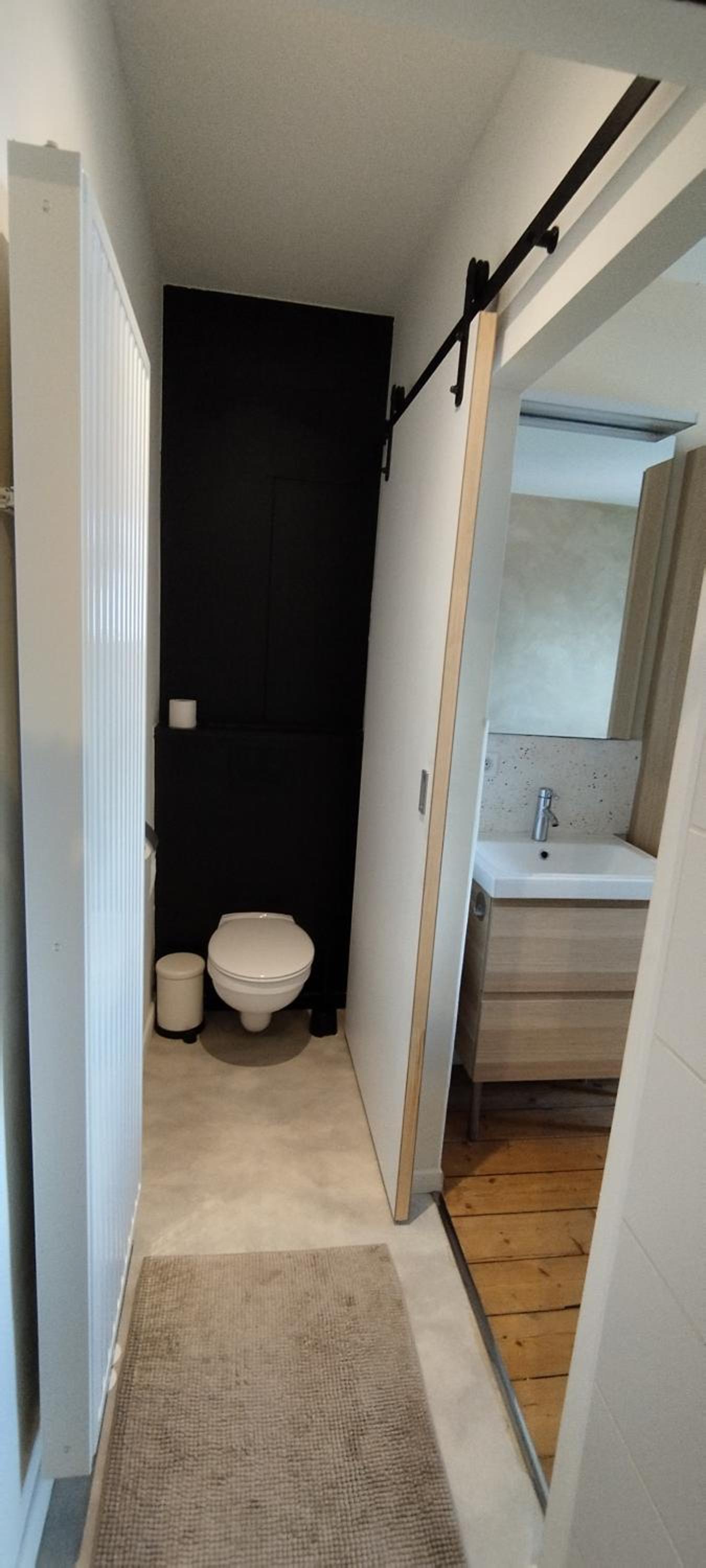 Au pied du mur