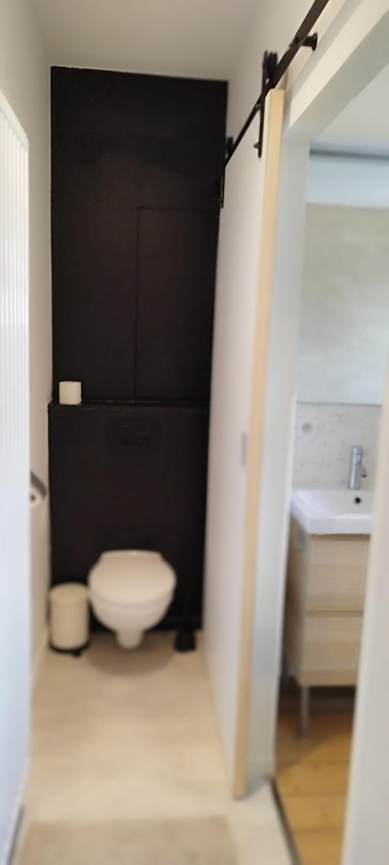 Au pied du mur