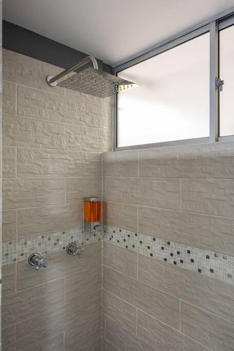 Provenza Garden Jacuzzi Ac Patio Luxury Prime Location