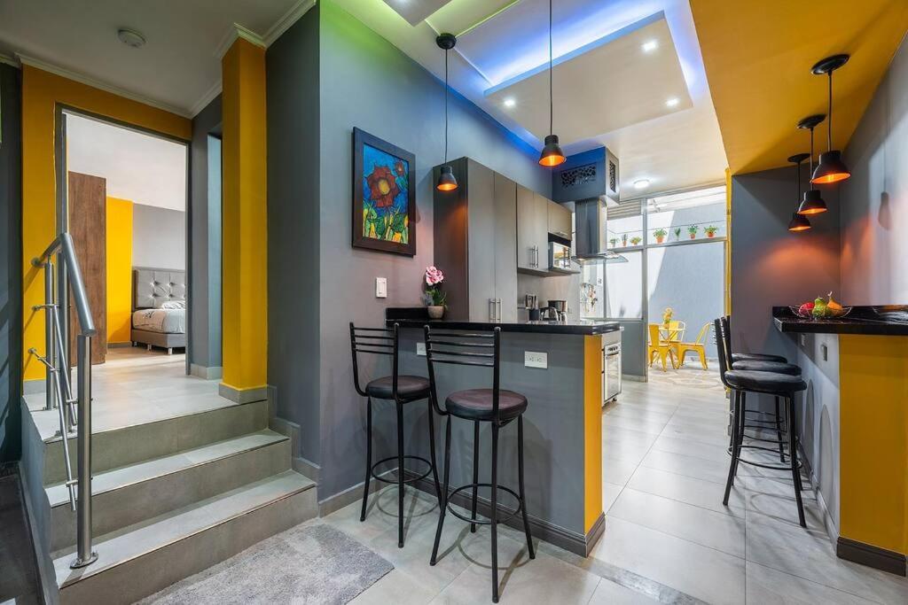 Provenza Garden Jacuzzi Ac Patio Luxury Prime Location