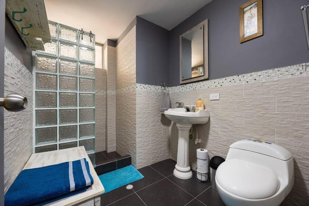 Provenza Garden Jacuzzi Ac Patio Luxury Prime Location