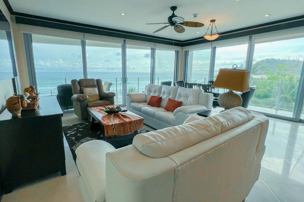 Luxury beach condo, stunning sunset & ocean view