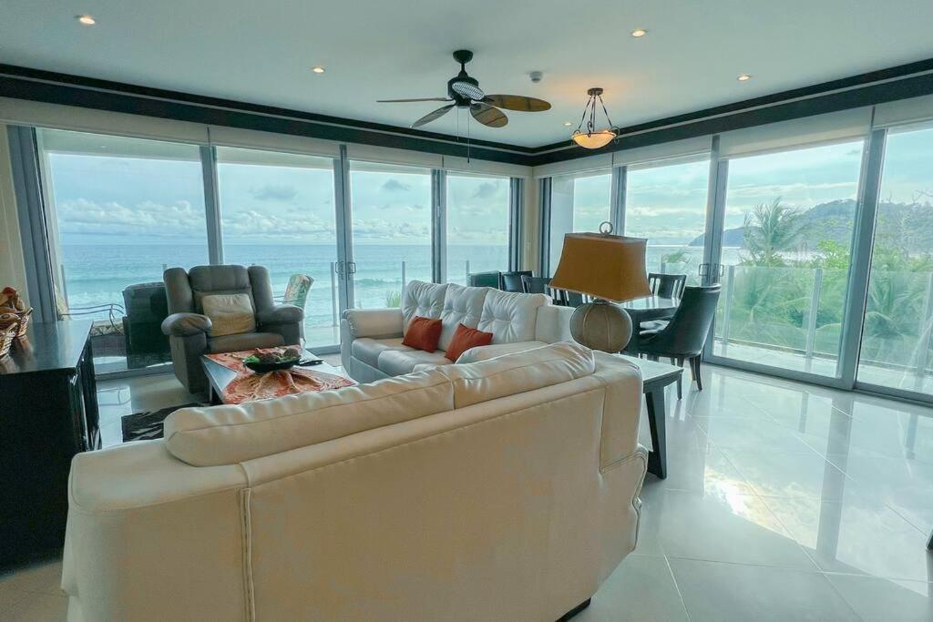 Luxury beach condo, stunning sunset & ocean view