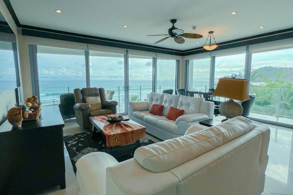 Luxury beach condo, stunning sunset & ocean view