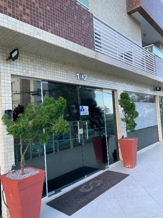 Lindo Flat completo em Intermares 404