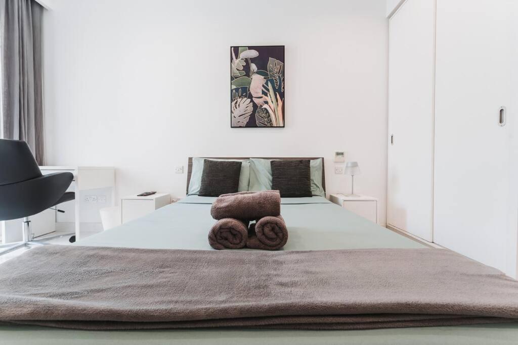 Luxury Sea View Apartment in Prime Location photo 5