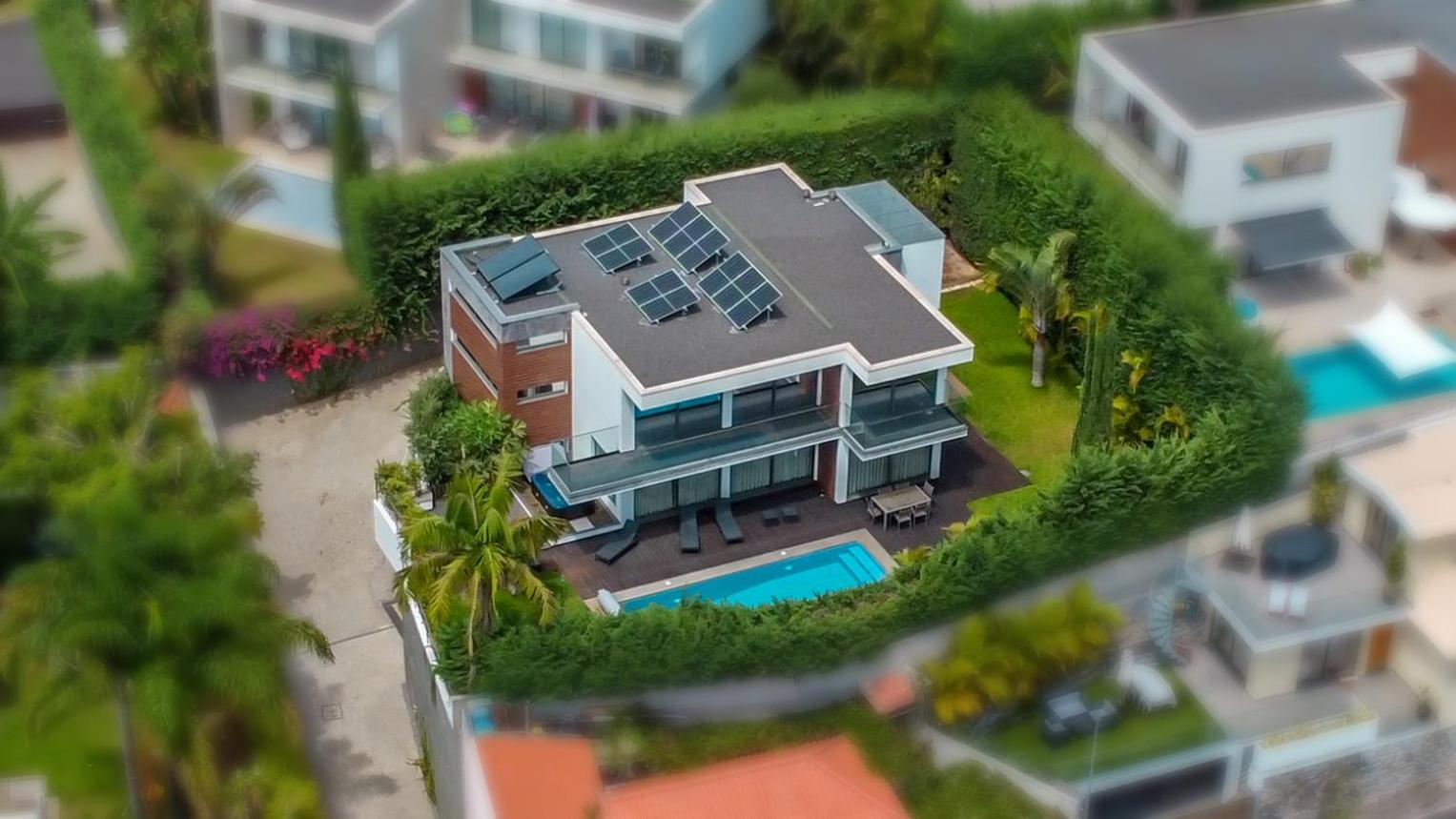 Gold Villa