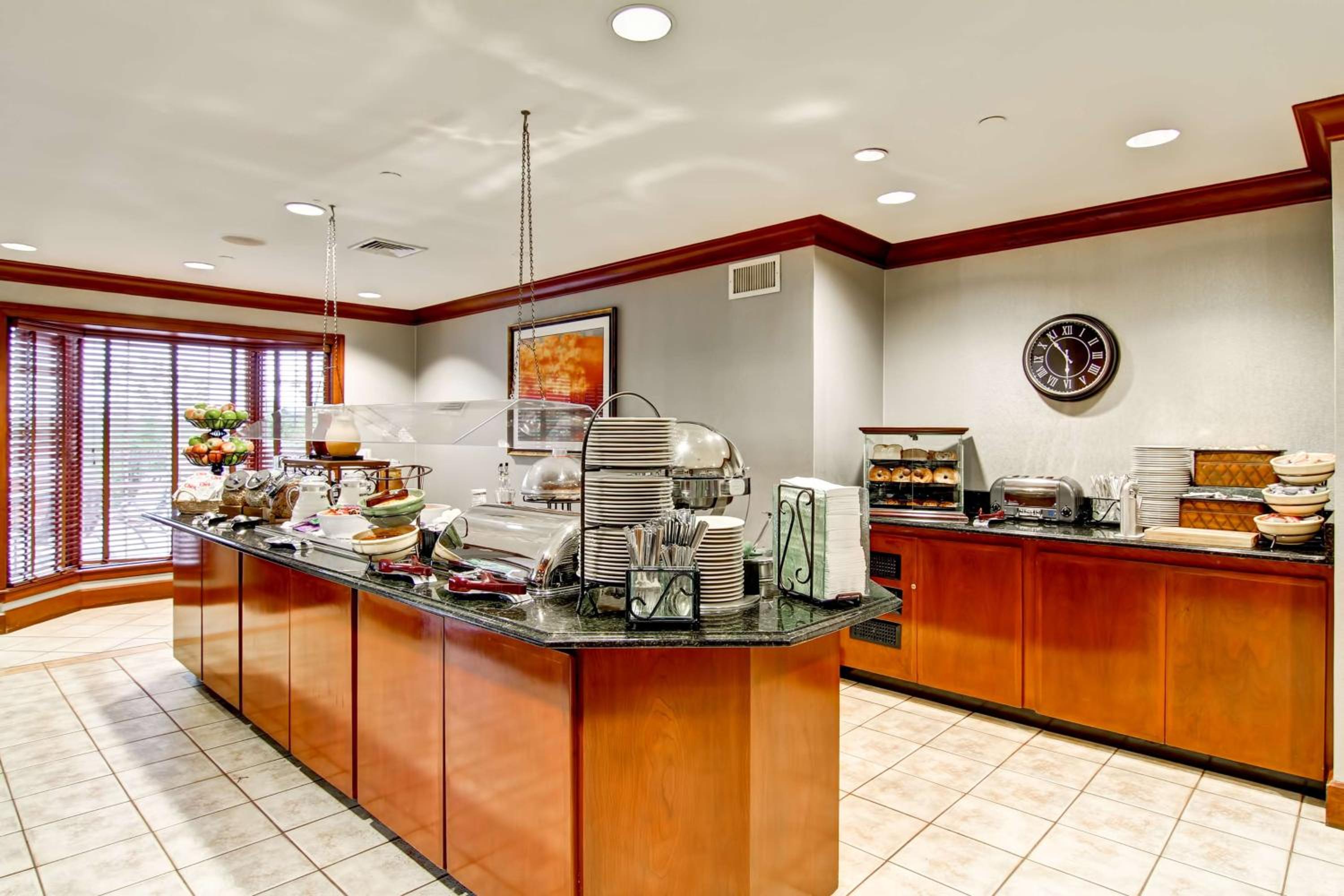 Homewood Suites by Hilton Stratford - Property Image 28