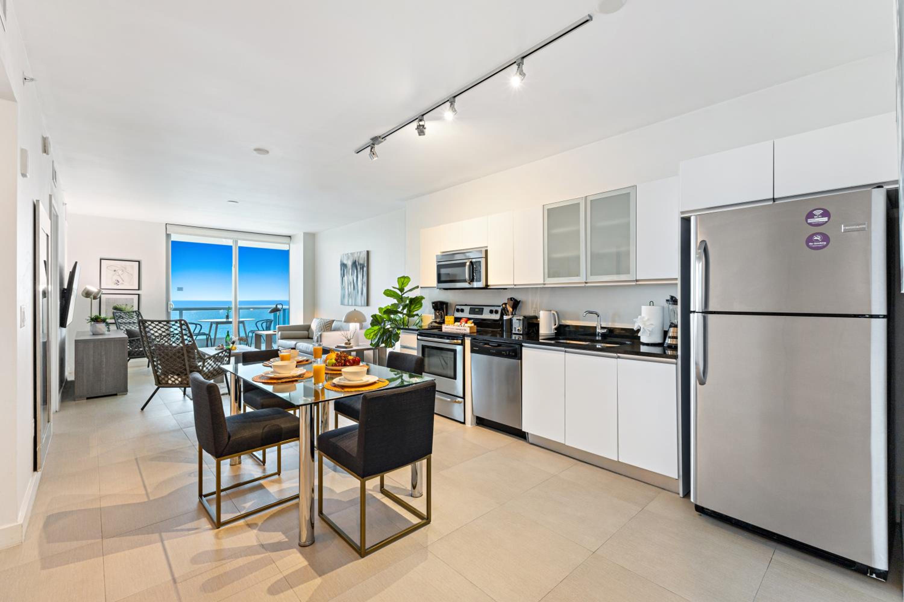Dharma Home Suites Miami Beach at Monte Carlo