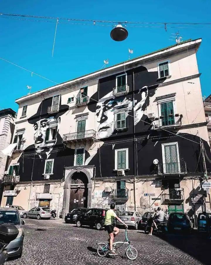 Quiet apartment in the Rione Sanità in the Totò district
