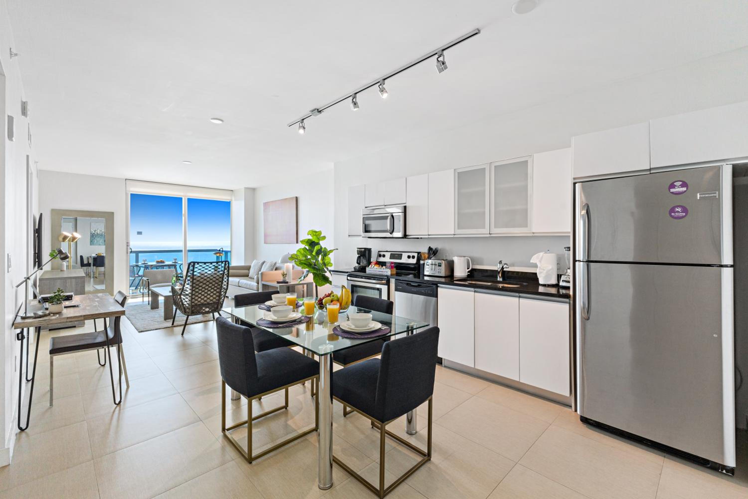 Dharma Home Suites Miami Beach at Monte Carlo