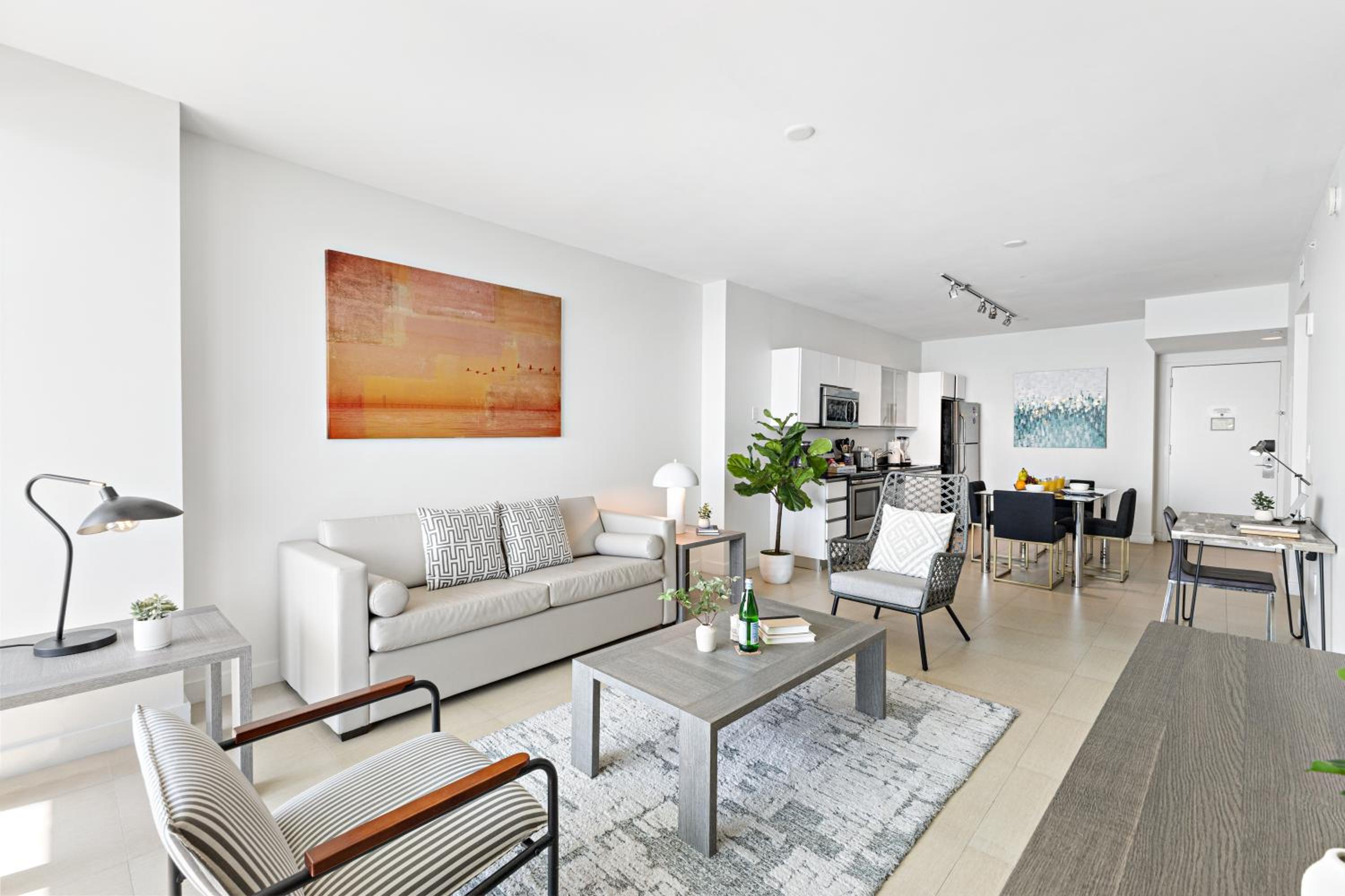 Dharma Home Suites Miami Beach at Monte Carlo
