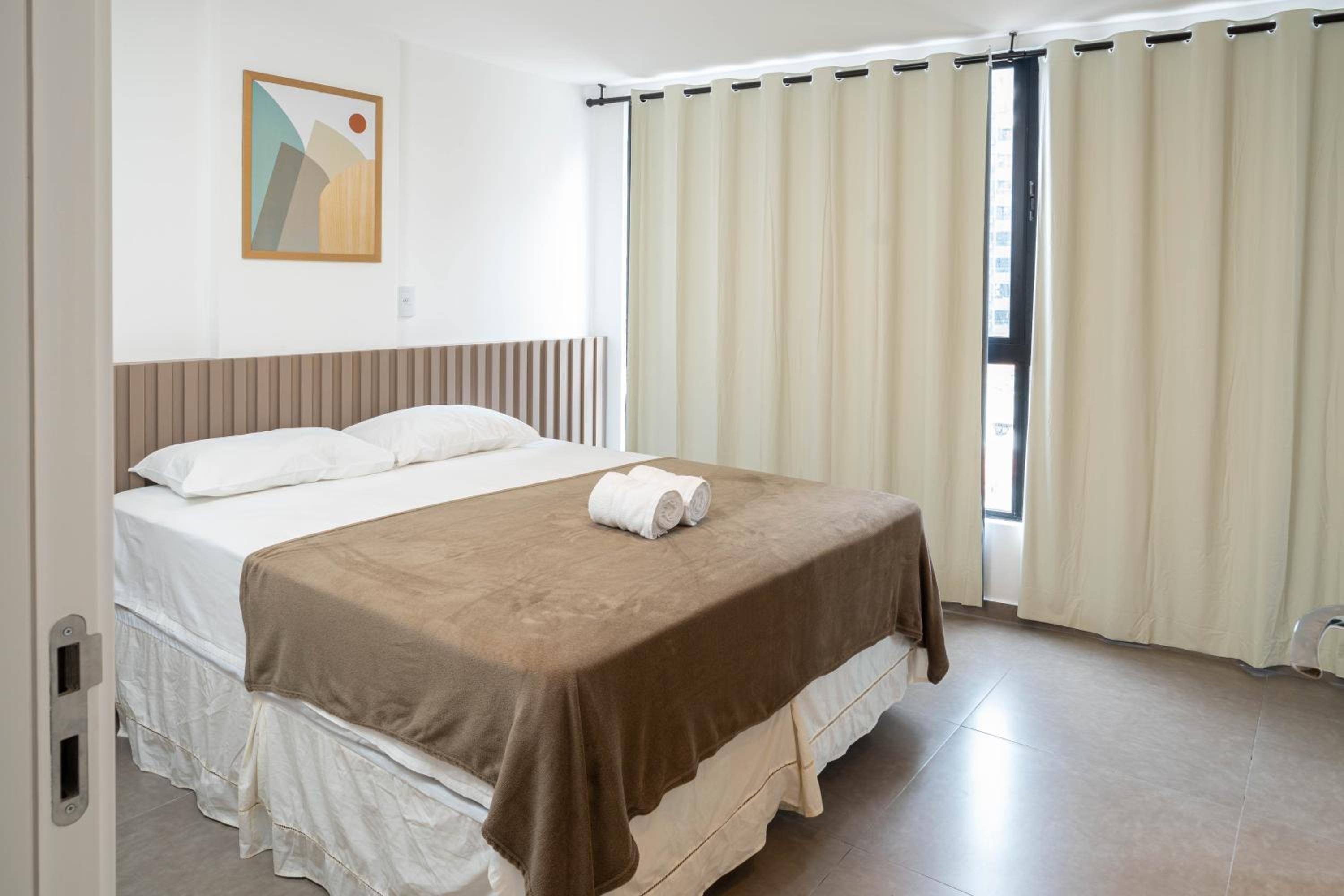 Apartamento Novo com Piscina 3 quadras da Praia