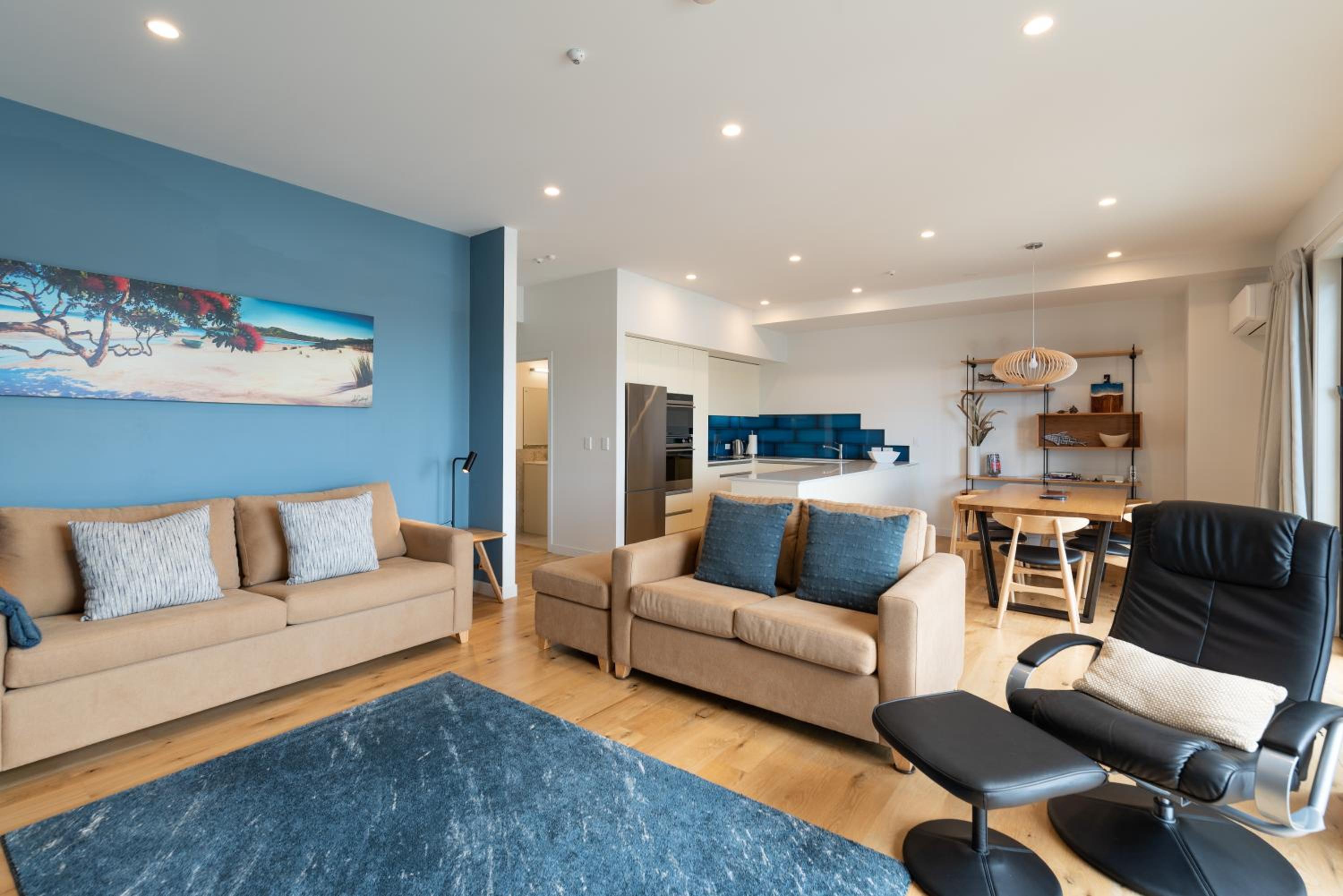 Bay of Islands Apartment with Marina Views view 3