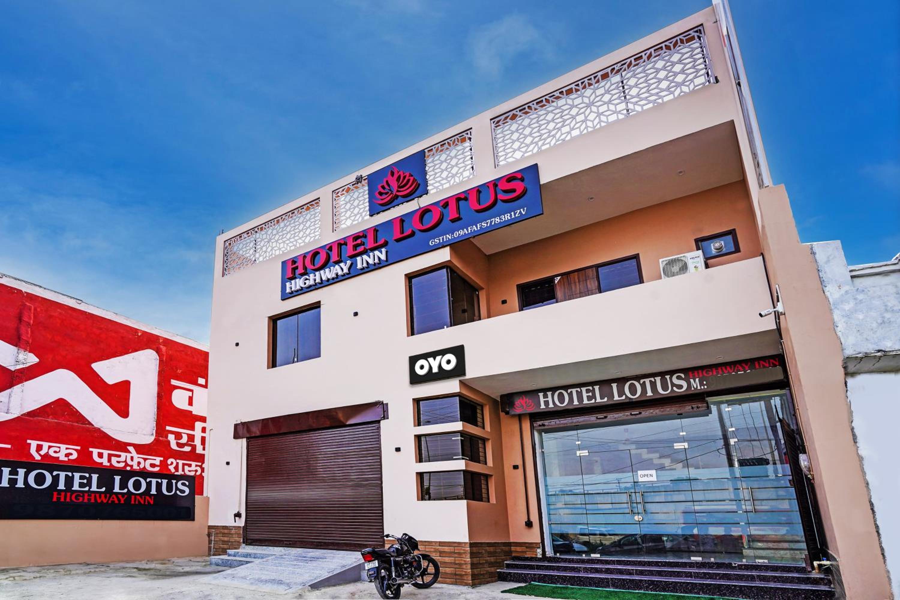 Hotel O Lotus Highway Inn view 2