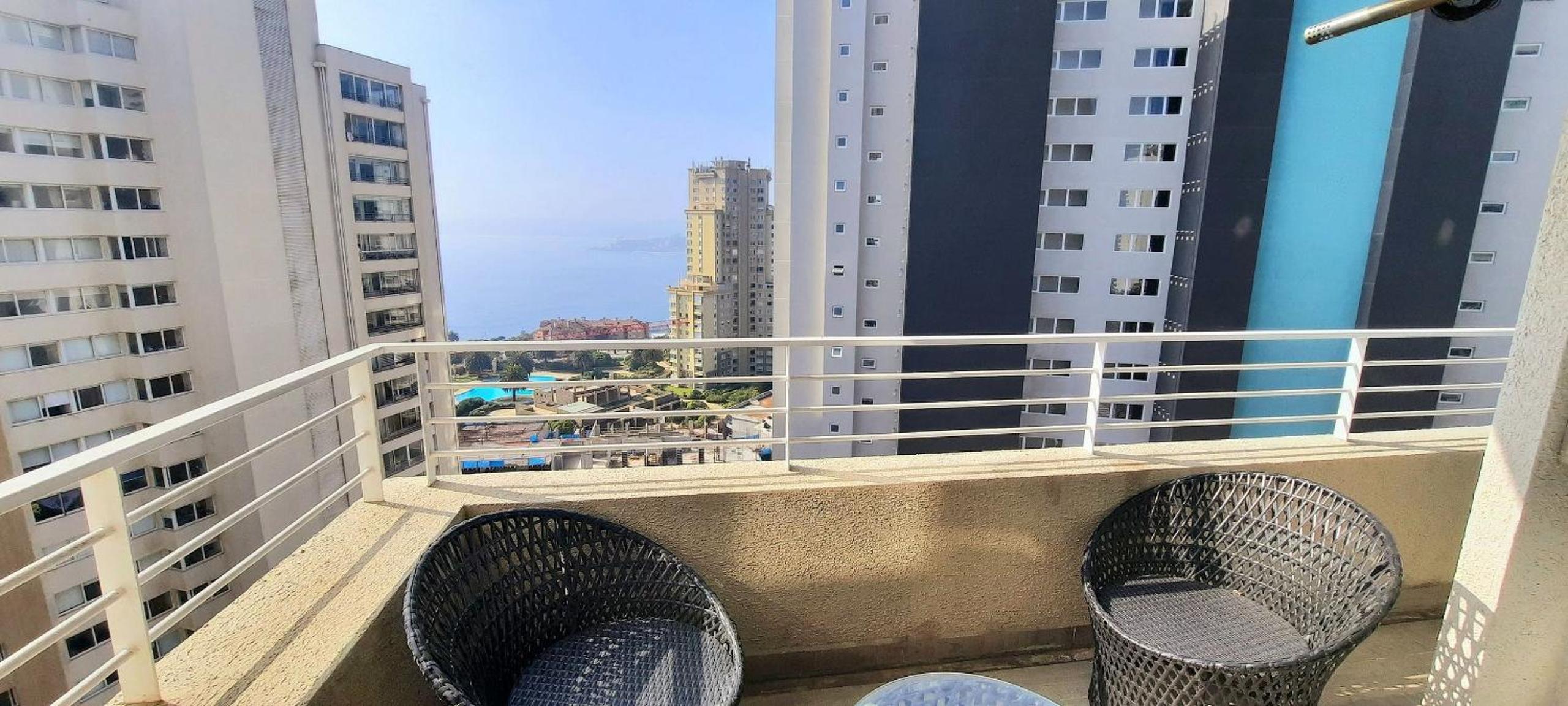 Depto en Costa de Montemar 1
