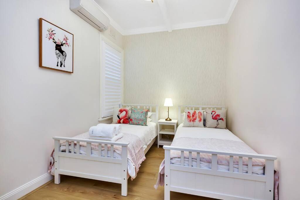 Sydney CBD Waterview apartment 56