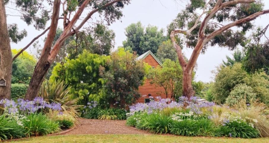 Native Garden Retreat