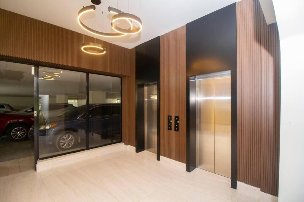 Brand New Luxury Home