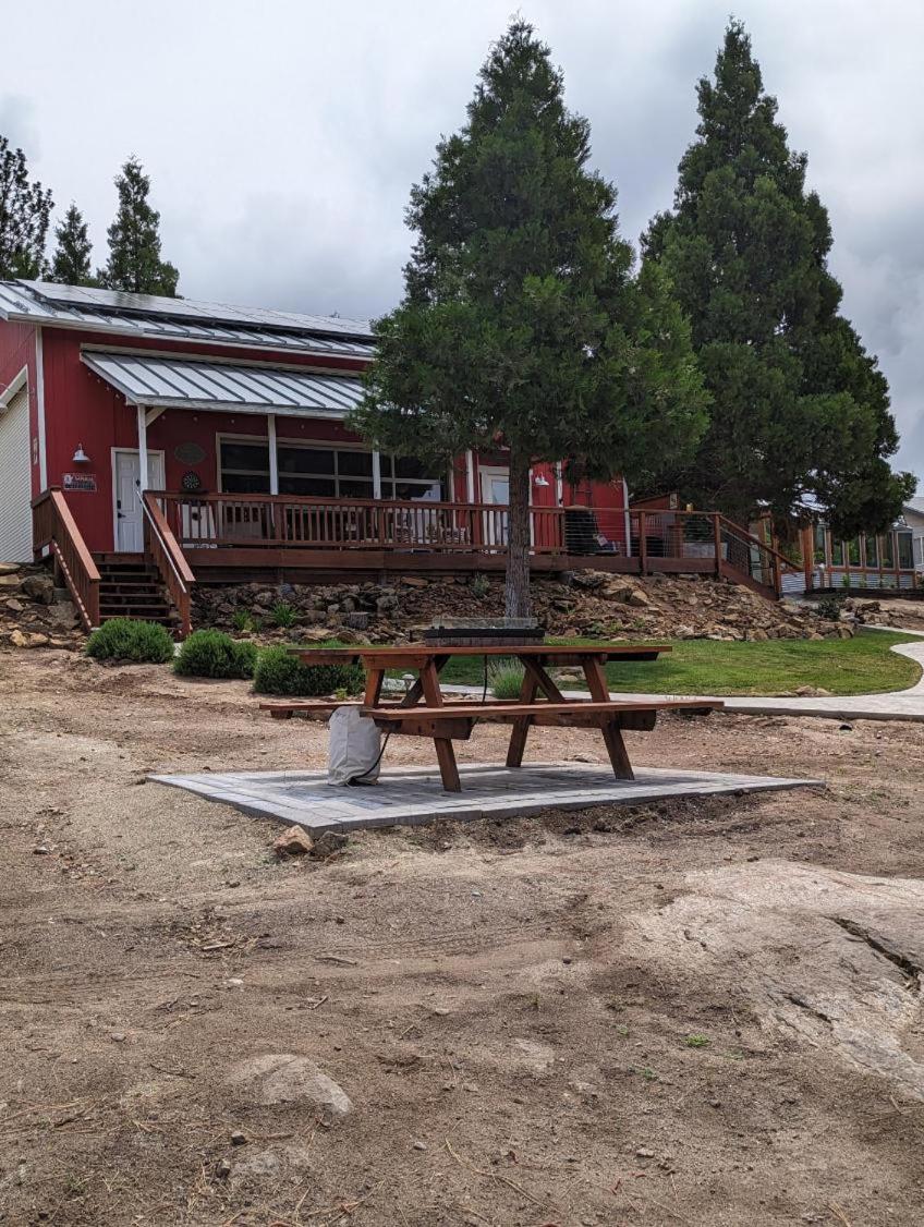 Red Barn Retreat view 3