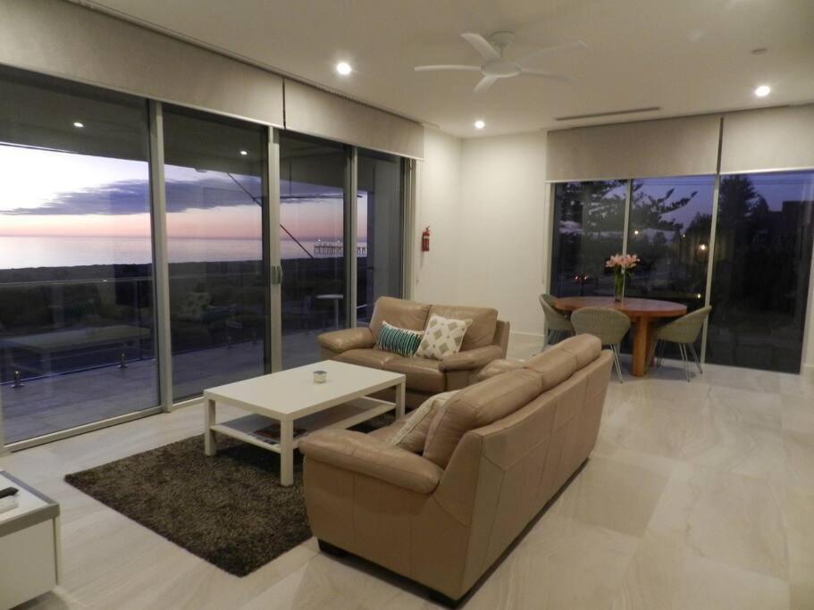 Beachfront Guesthouse Adelaide - stunning views
