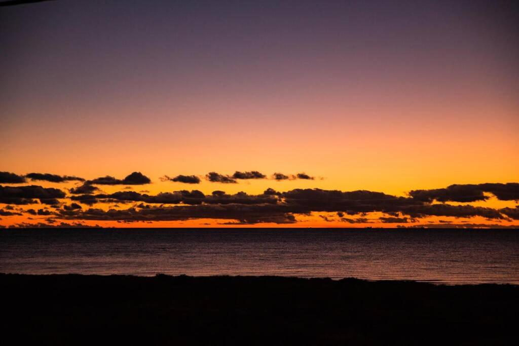 Beachfront Guesthouse Adelaide - stunning views