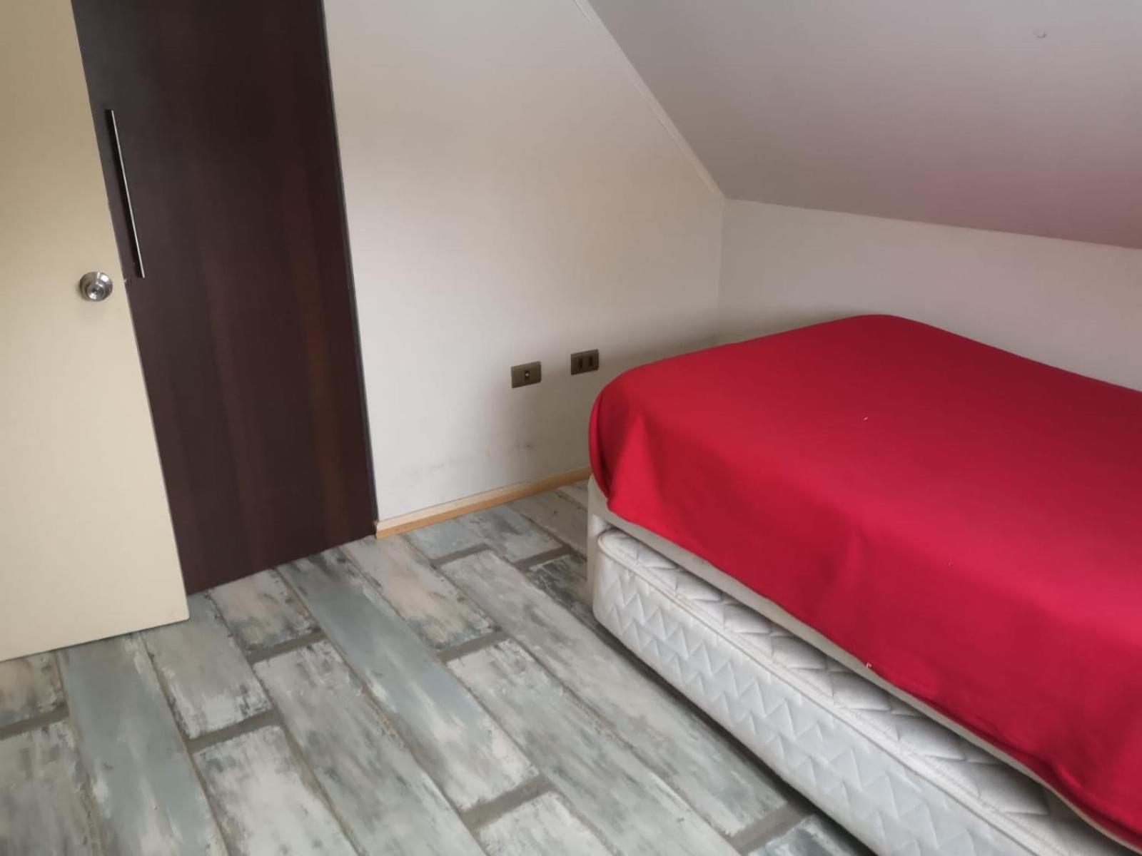 Hostal Strawberry