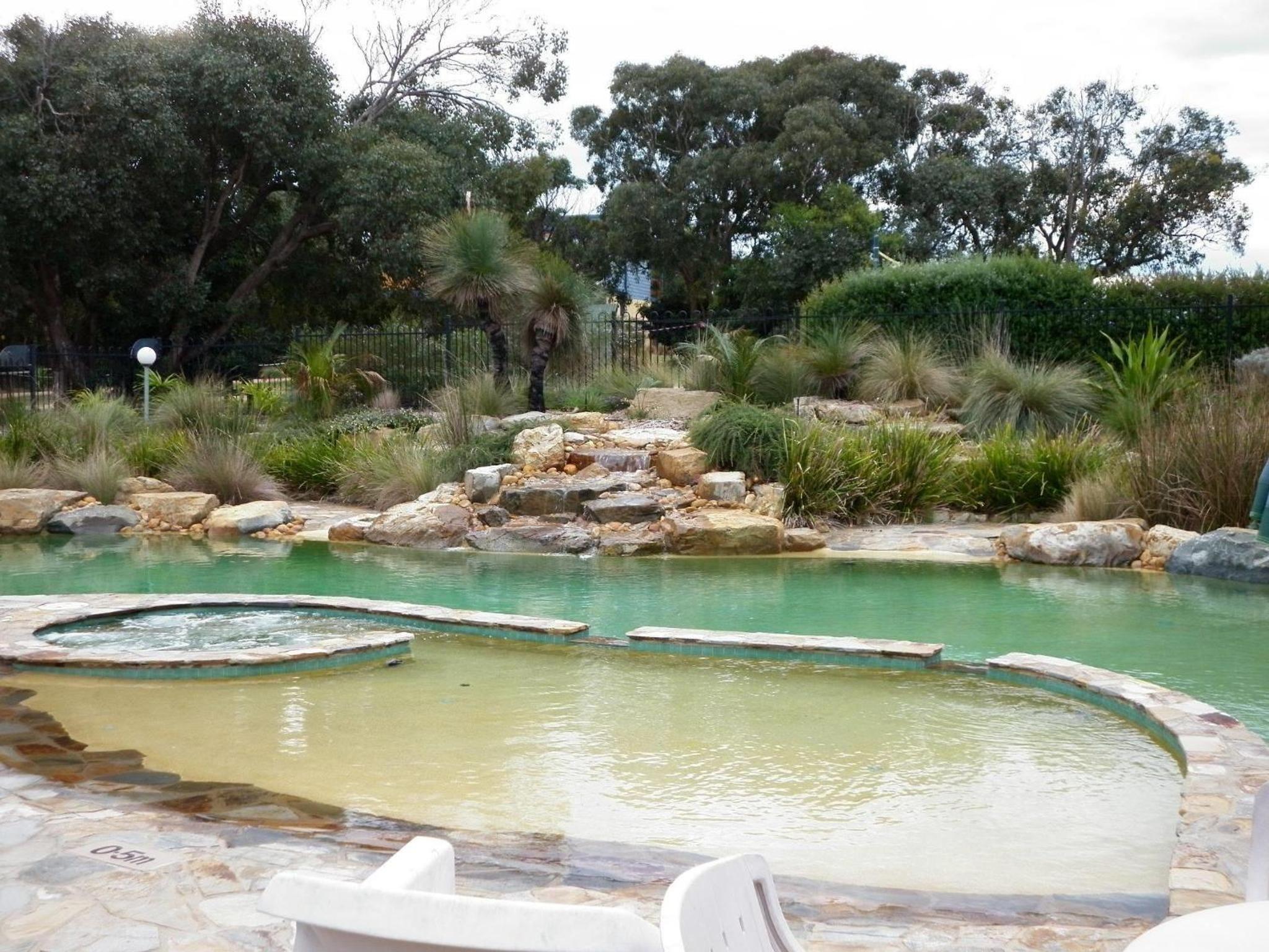 The Lakes Beachfront Holiday Park