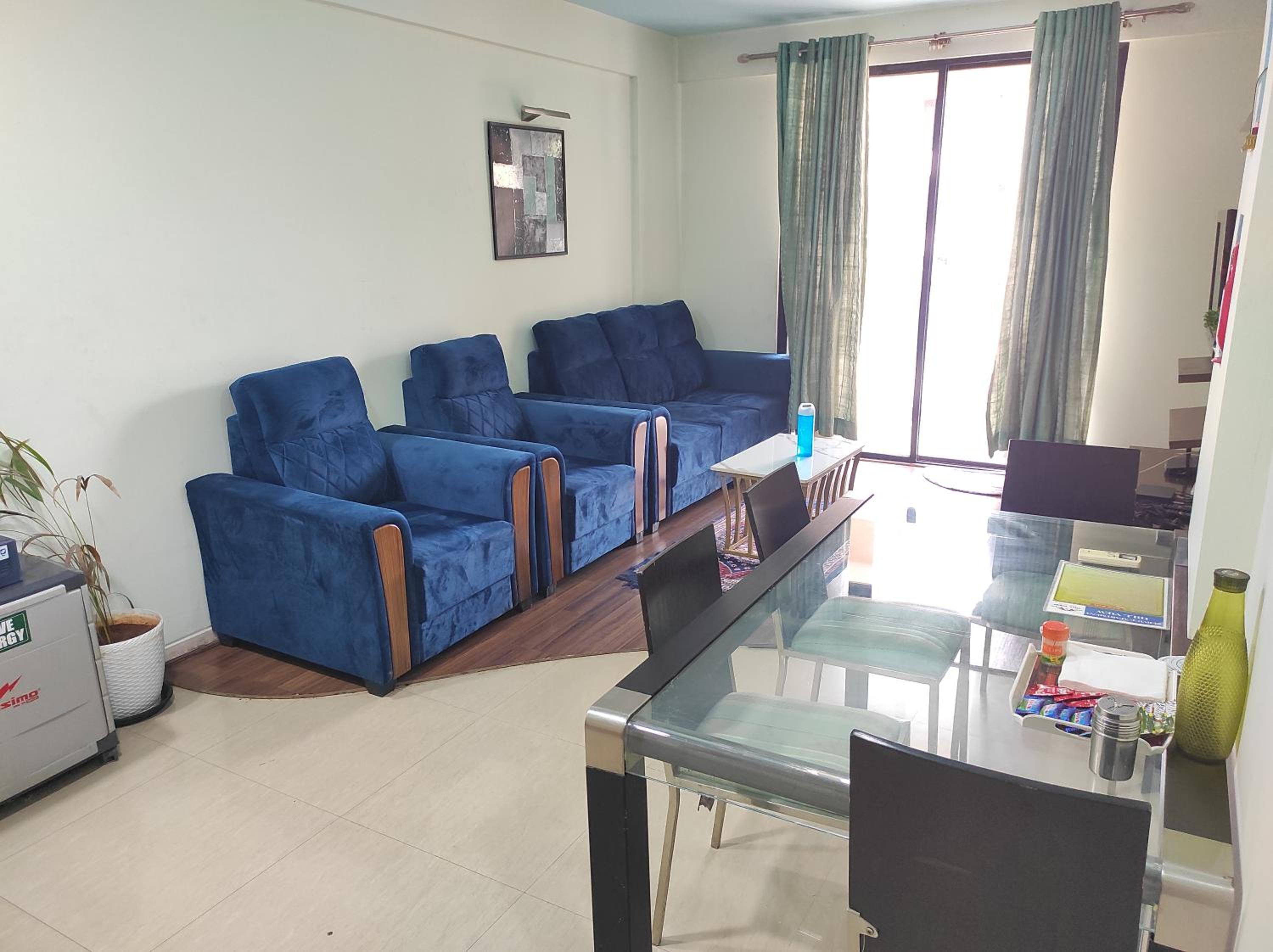 1BHK AC Service Apartment 110 view 4