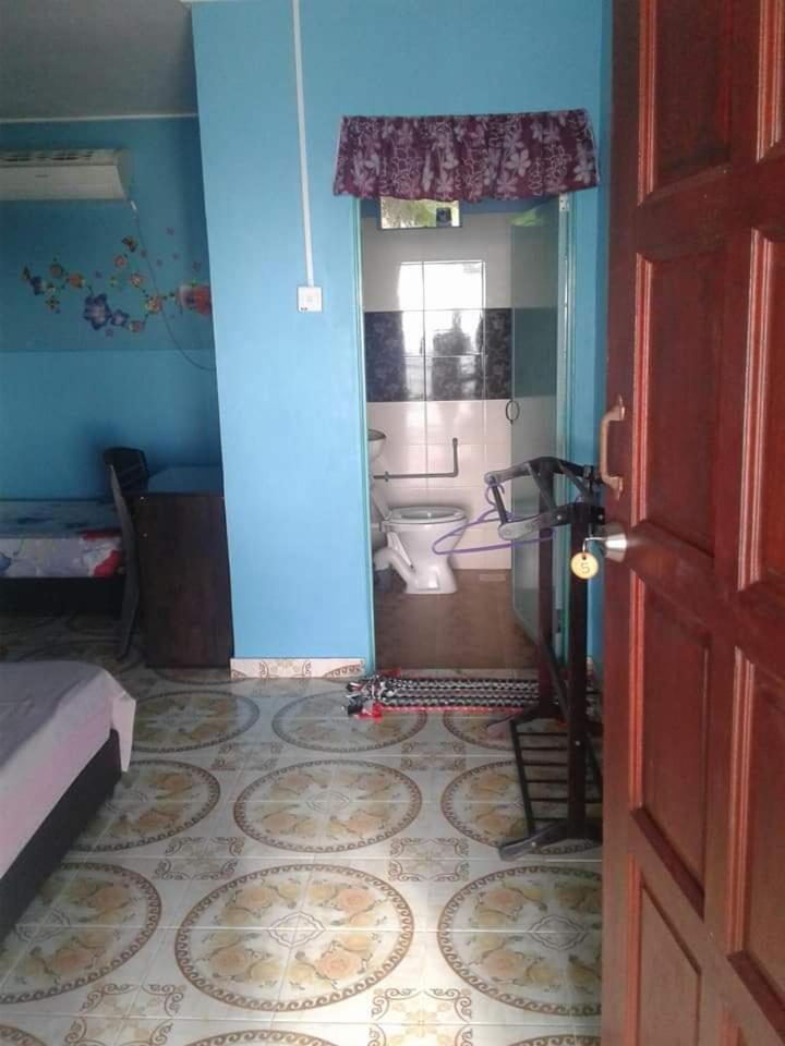 Ella's Place Salang Tioman