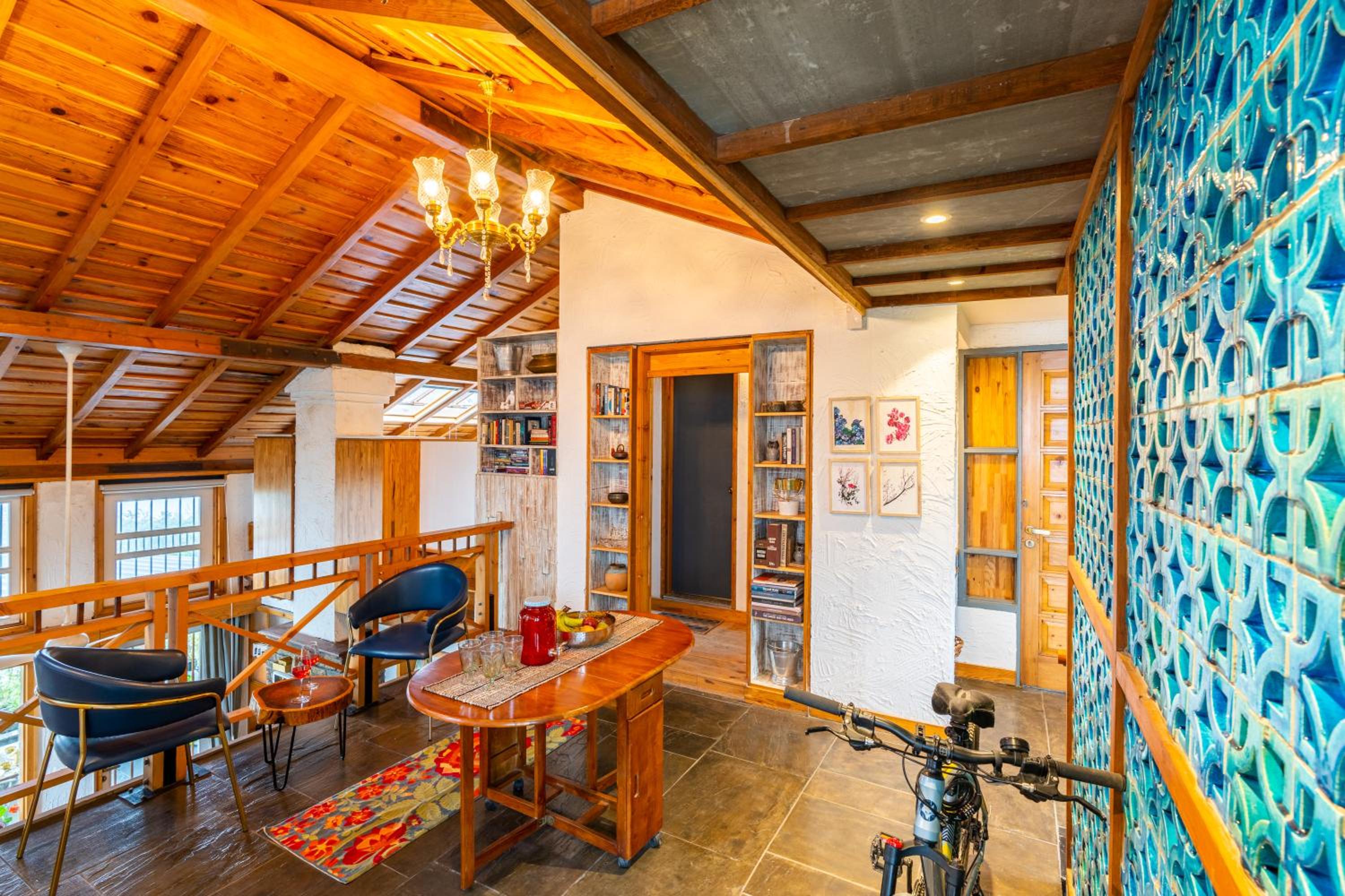 SaffronStays Hydrangea Hill - with Valley Views, Fireplace & Family Celebrations