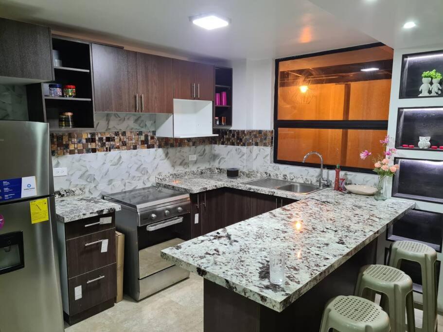 Departamento moderno y amoblado