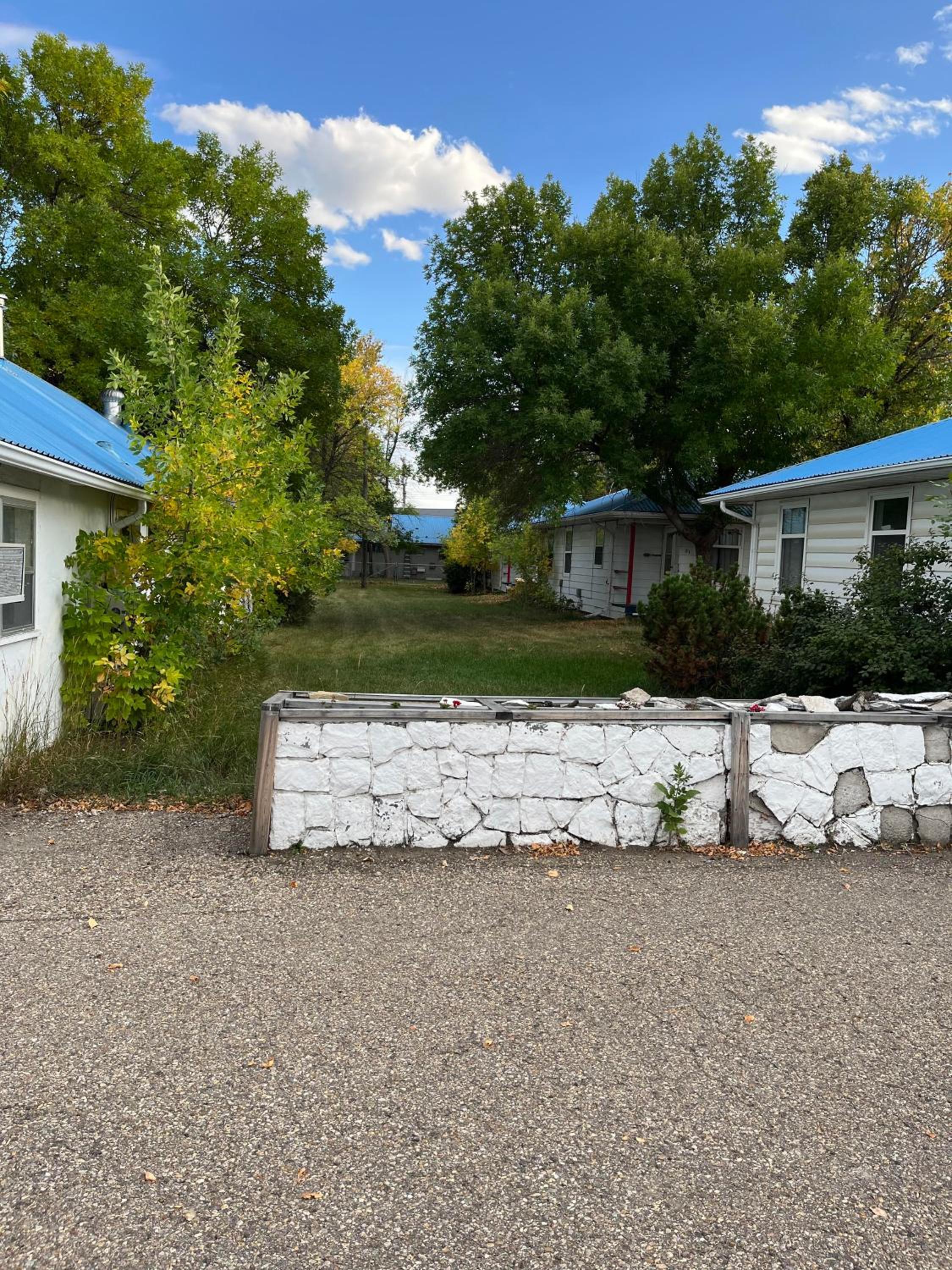 Bluebird Motel