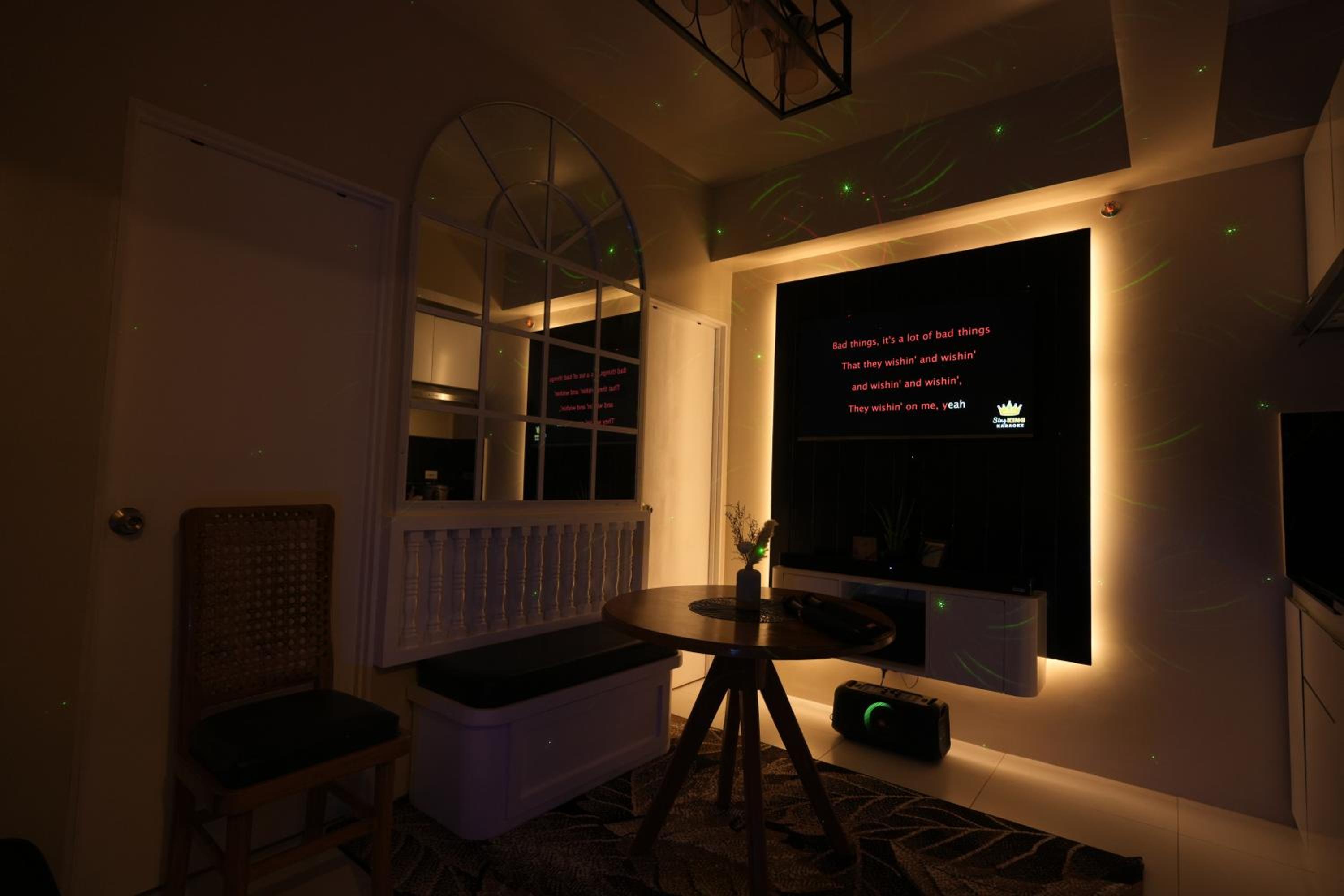 Erwanos Crib 2 Bedroom Condo with Balcony view 4